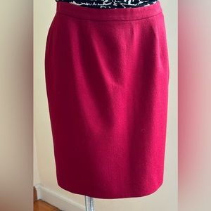 Jones New Your Vintage Beautiful Mini Red Wine Skirt 100% Worsted Wool S…